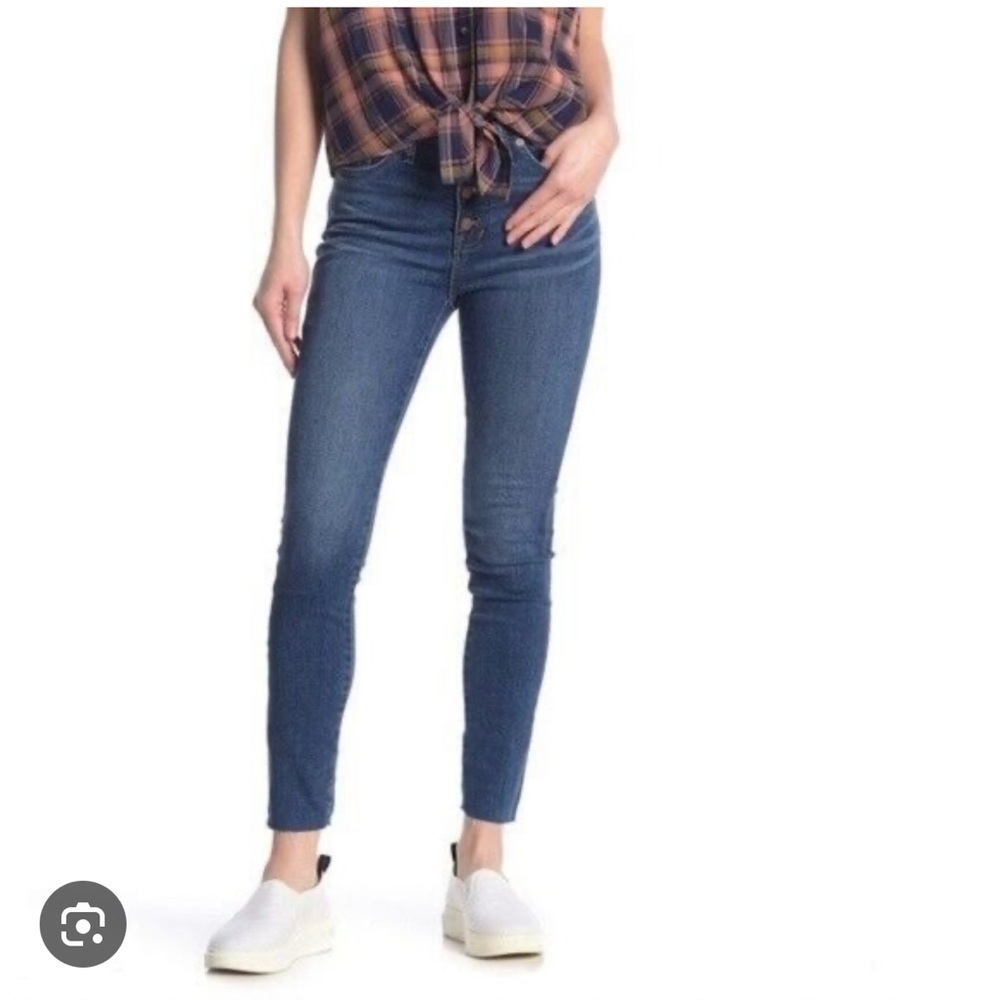 MADEWELL 9”Mid Rise Skinny jeans . Size 30